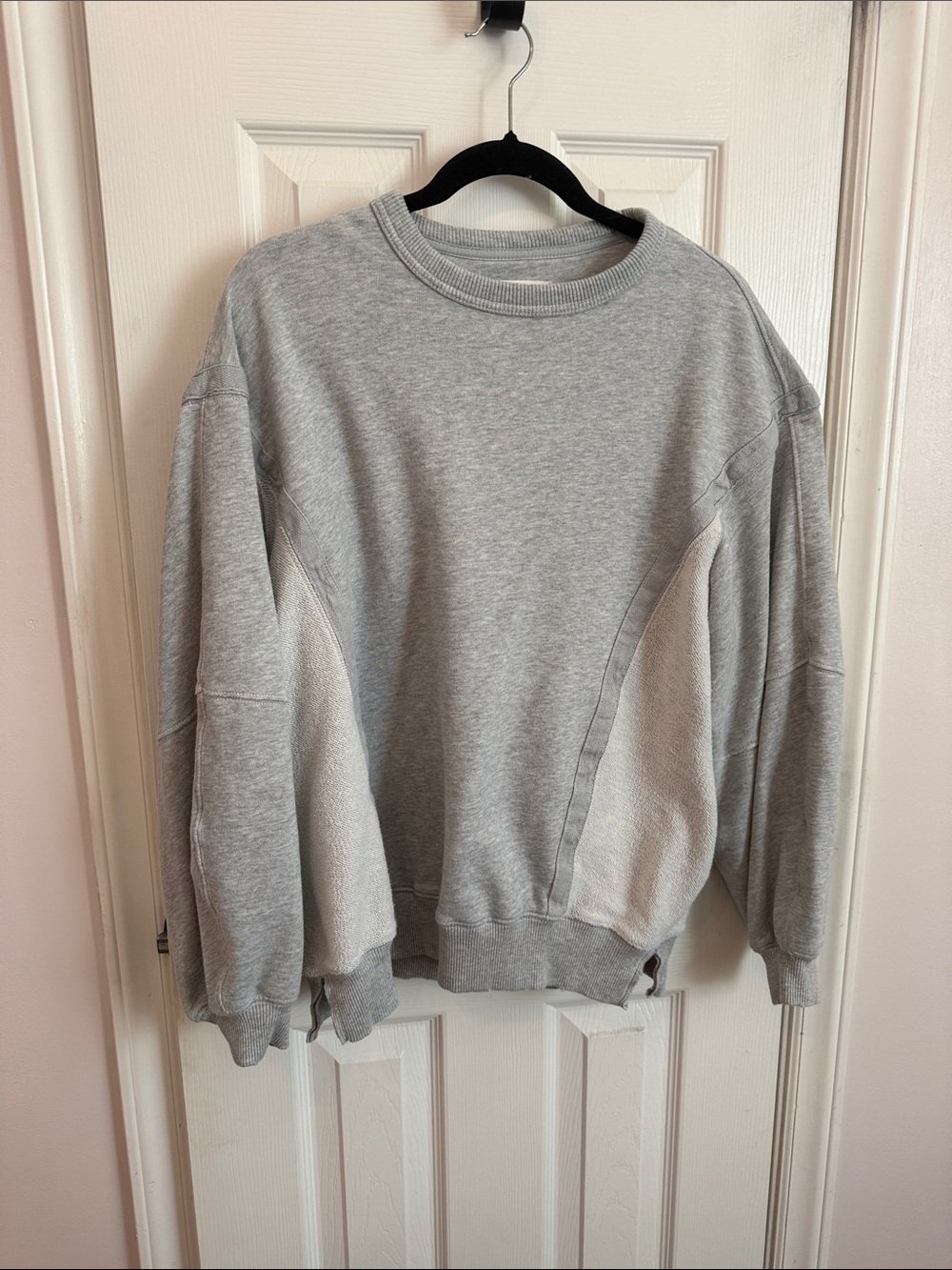 Women’s Oversized Aerie Grey Crewneck Sweatshirt